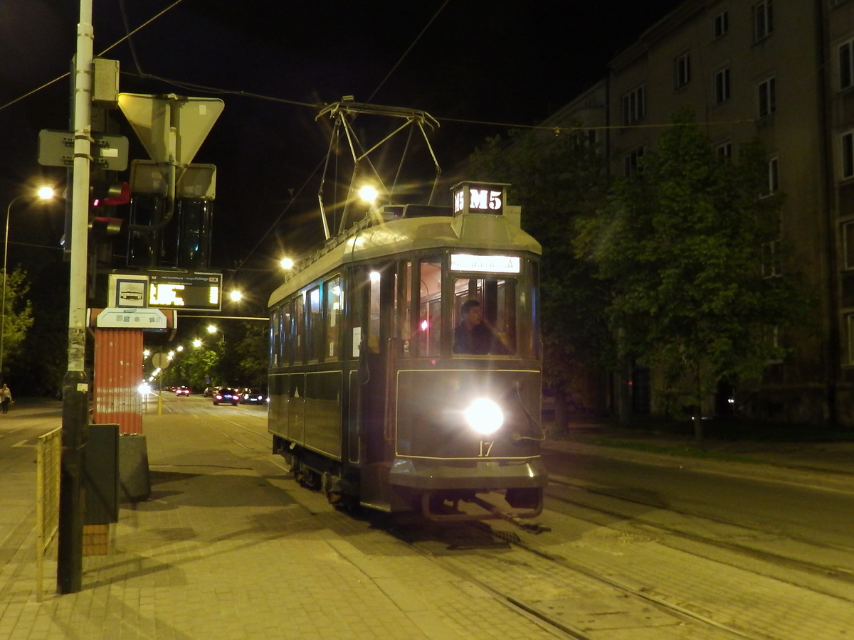 Łódź, Sanok SN1 — 17