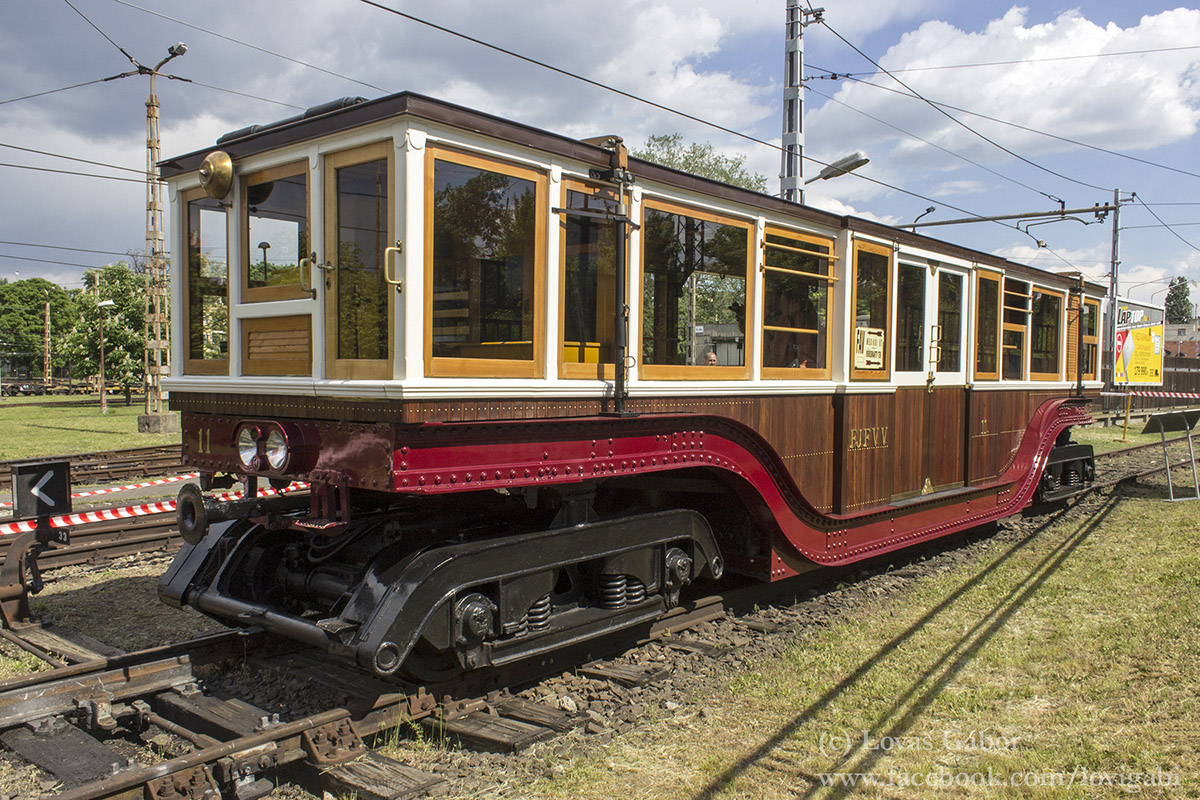 Будапешт, Schlick/Siemens & Halske (BKVT) № 11; Будапешт — Подземная железная дорога Тысячелетия (M1); Будапешт — Трамвайные депо