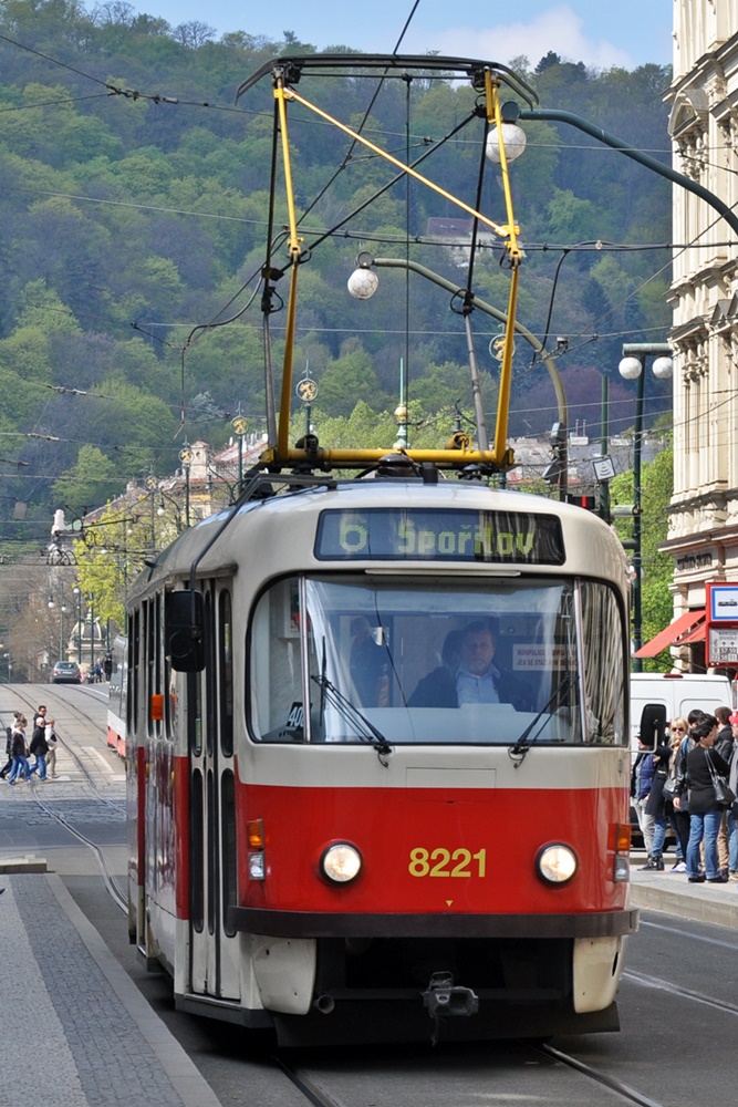 Прага, Tatra T3R.P № 8221