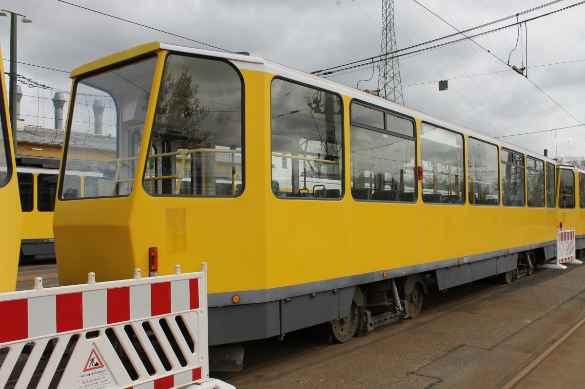 Берлин, Tatra B6A2M № 5527