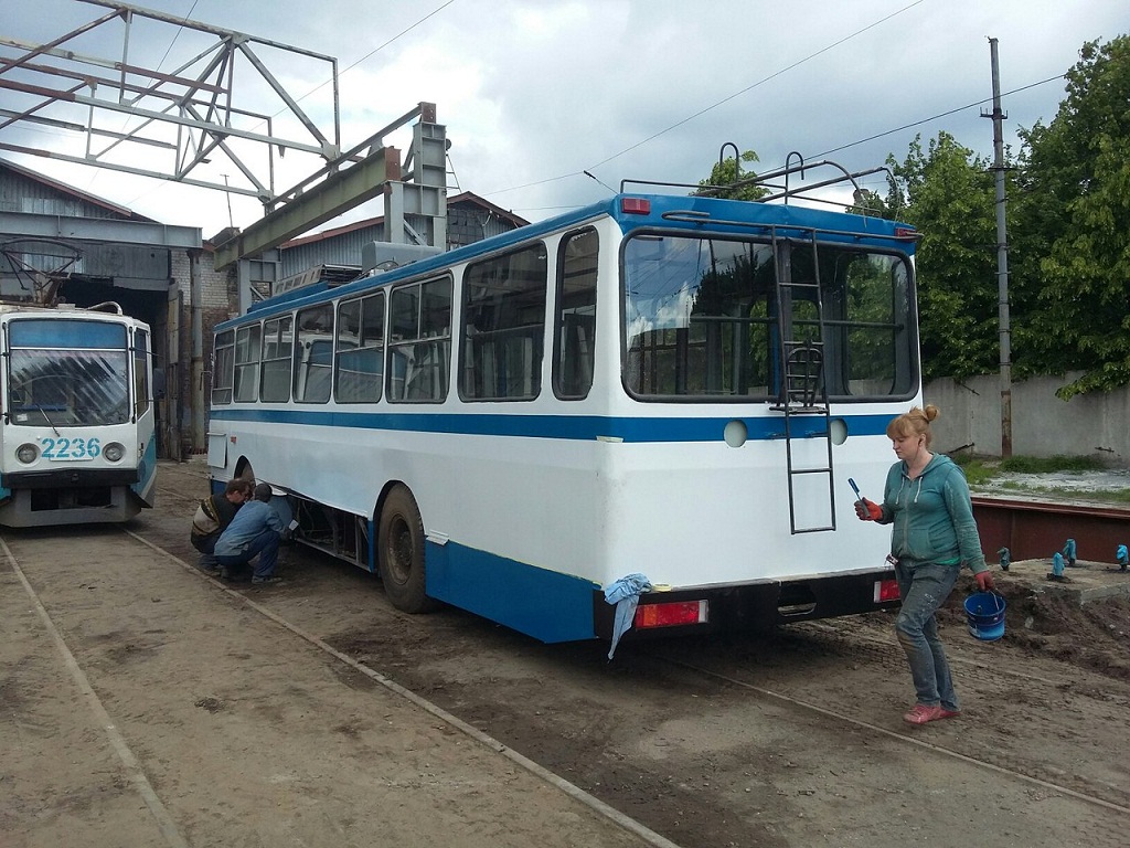 Днепр, ЮМЗ Т1Р (Т2П) № 2041