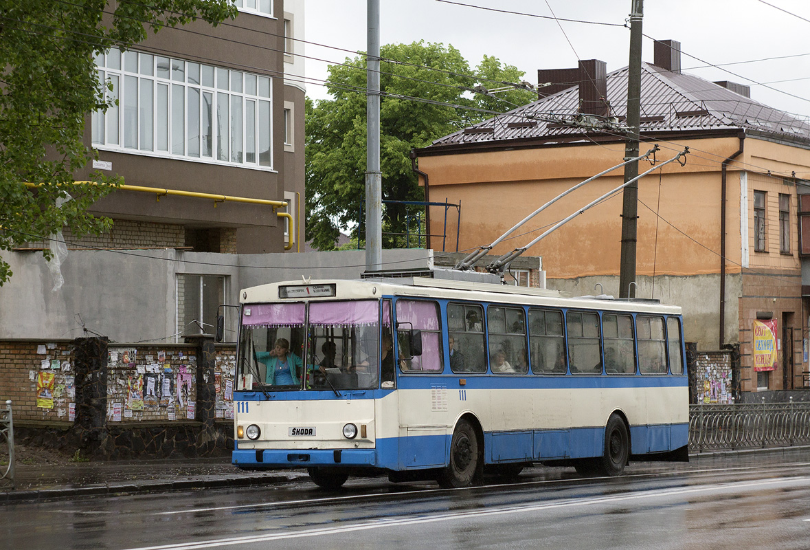 Ровно, Škoda 14Tr89/6 № 111