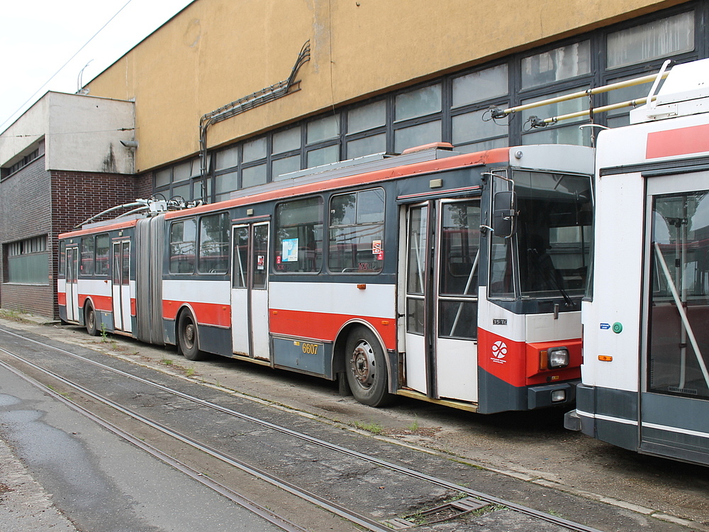 Братислава, Škoda 15Tr07/6 № 6607
