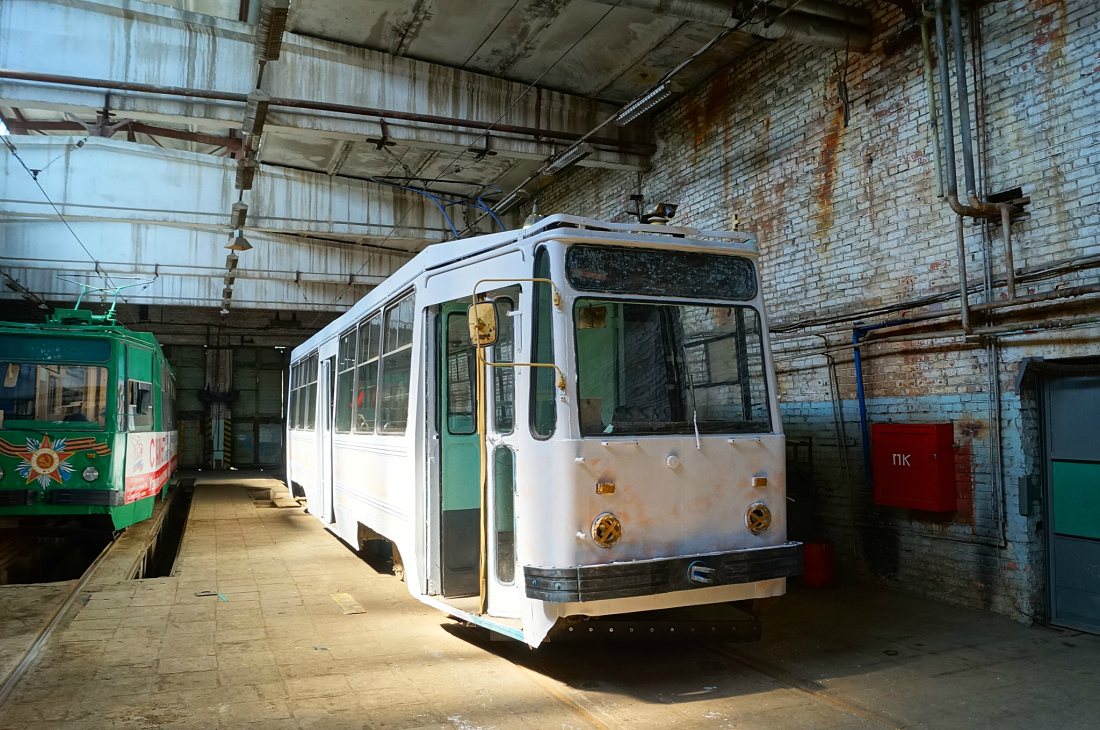 Владивосток, 71-132 (ЛМ-93) № 306