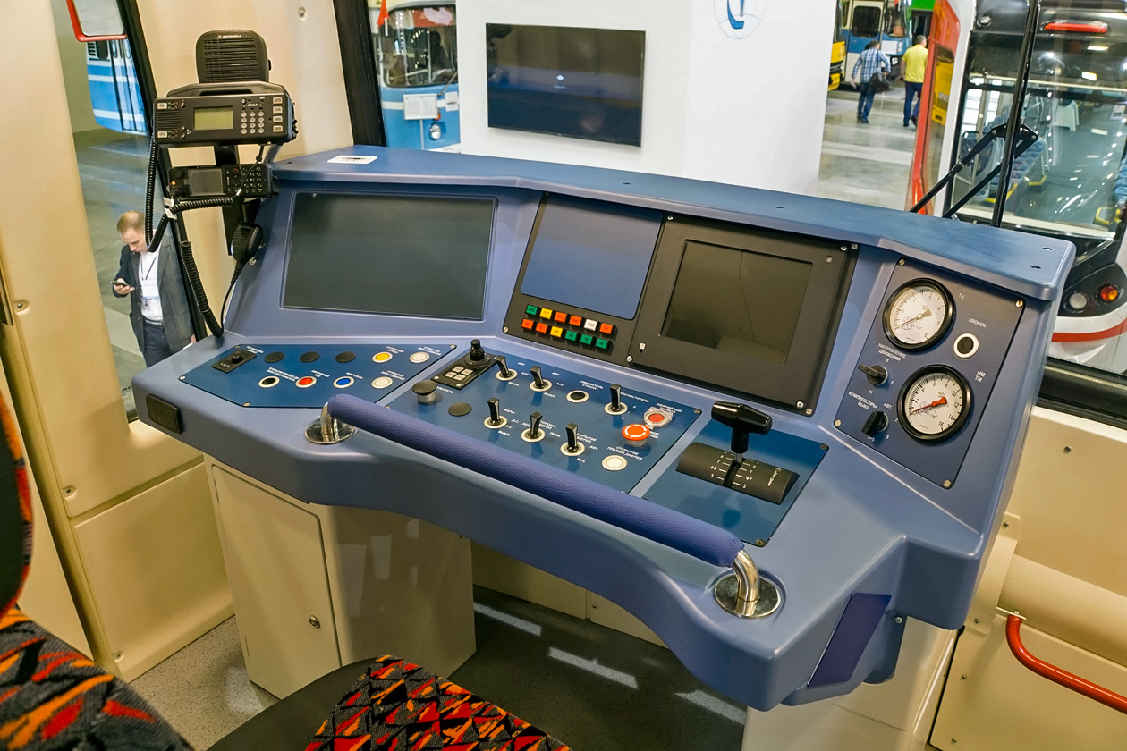 Санкт-Петербург — II Международный инновационный форум пассажирского транспорта «SmartTRANSPORT»; Санкт-Петербург — Метрополитен — Подвижной состав — 81-722/723/724 «Юбилейный»