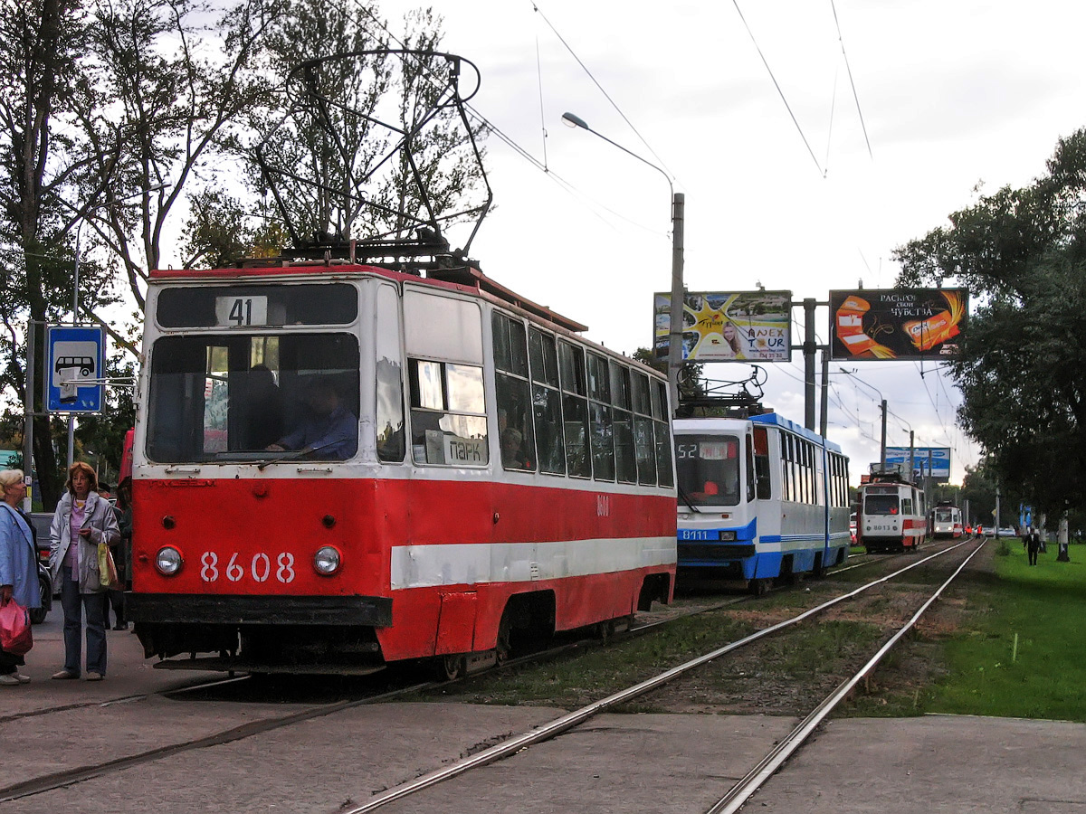 Санкт-Петербург, ЛМ-68М № 8608