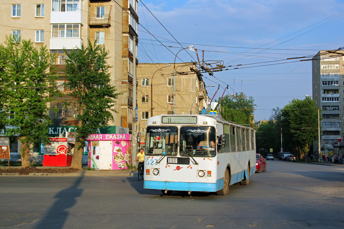 Екатеринбург, ЗиУ-682Г [Г00] № 523