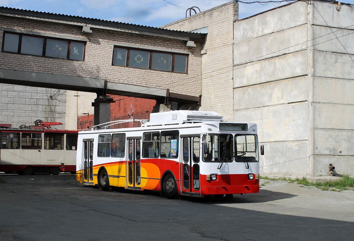 Челябинск, МТрЗ-6223-0000010 № Б/н 1