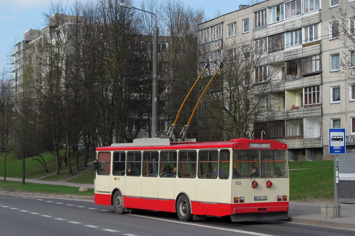 Вильнюс, Škoda 14Tr11/6 № 1123