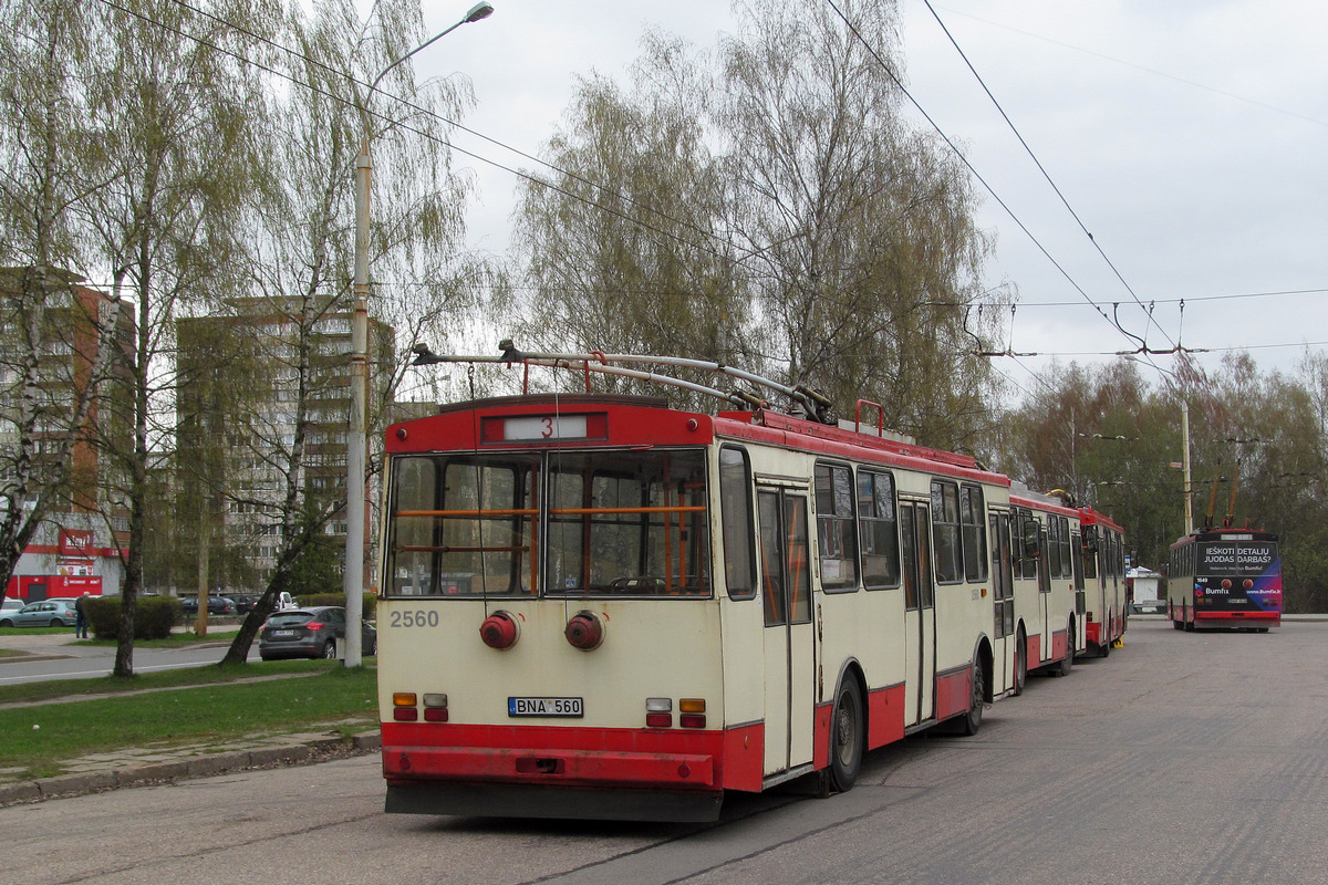 Вильнюс, Škoda 14Tr11/6 № 2560