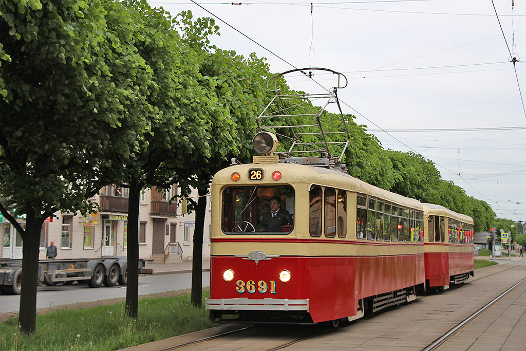 Szentpétervár, LM-49 — 3691; Szentpétervár — Charter ride on LM-49 and LP-49 28.05.2016
