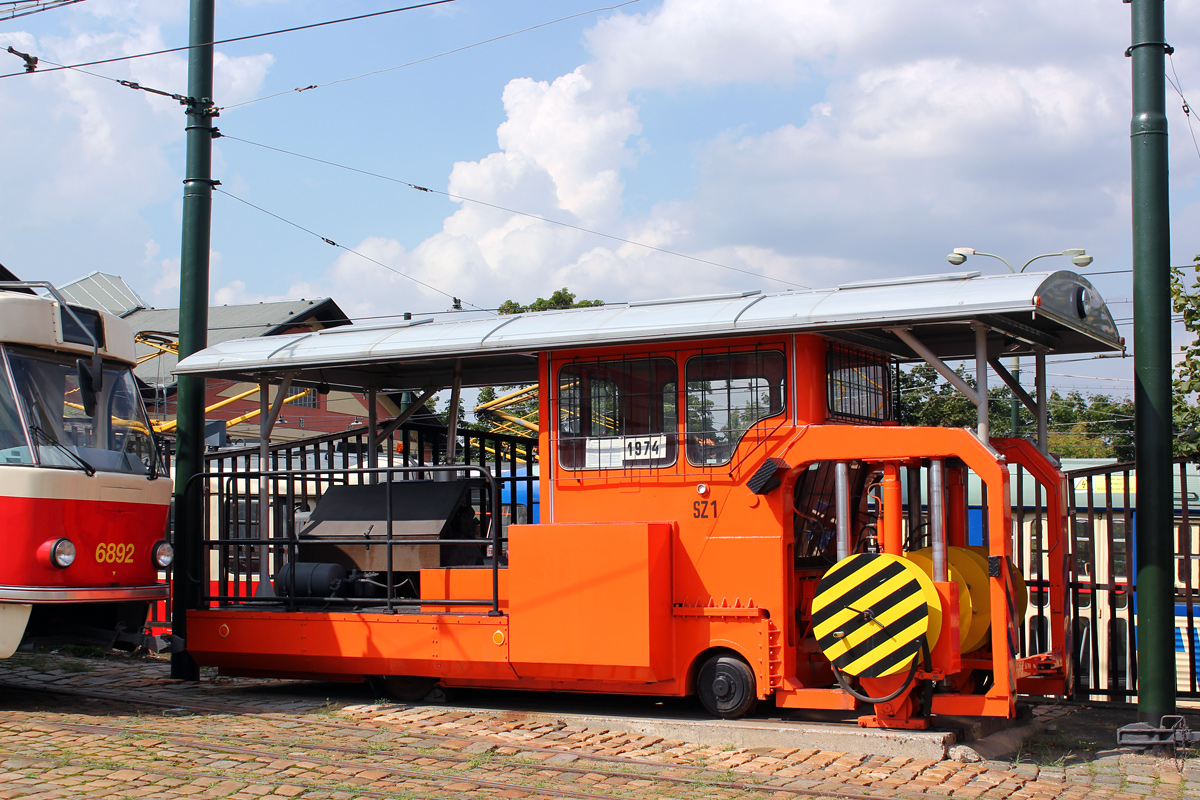Praha, MTH STP 62 # SZ1