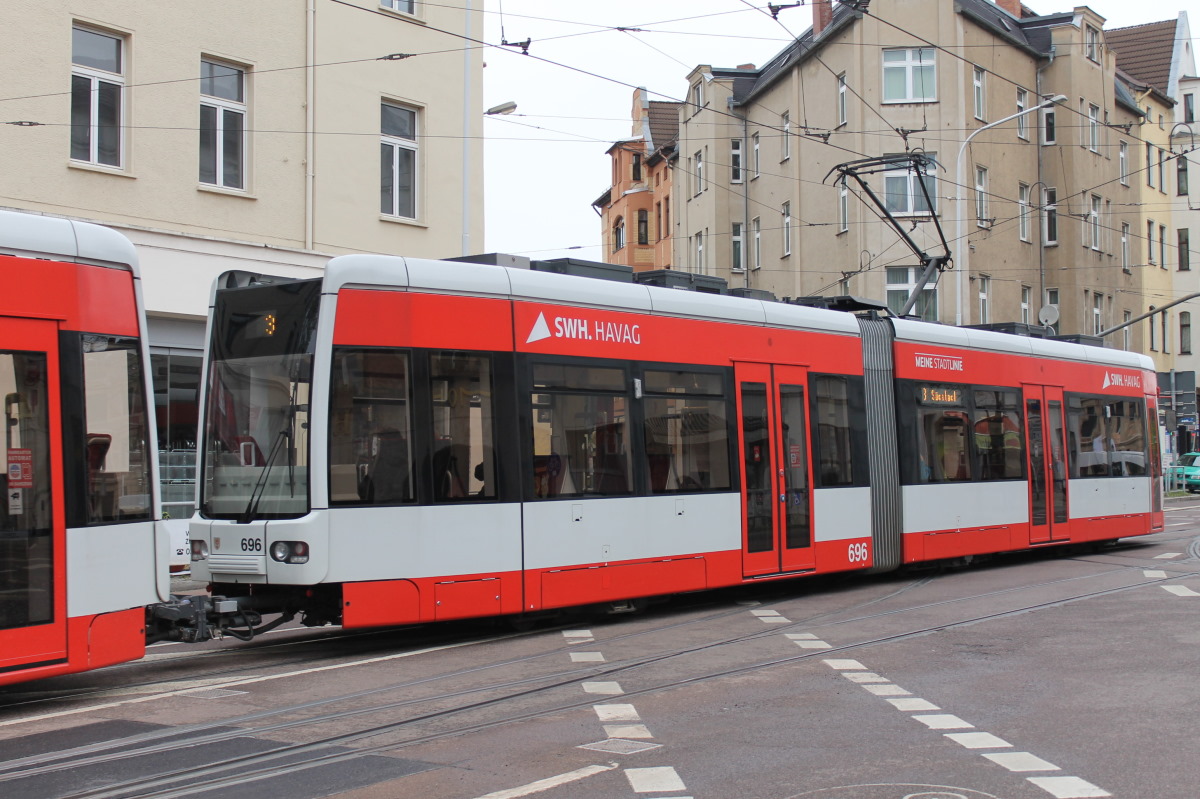 Галле, Bombardier MGT-K № 696