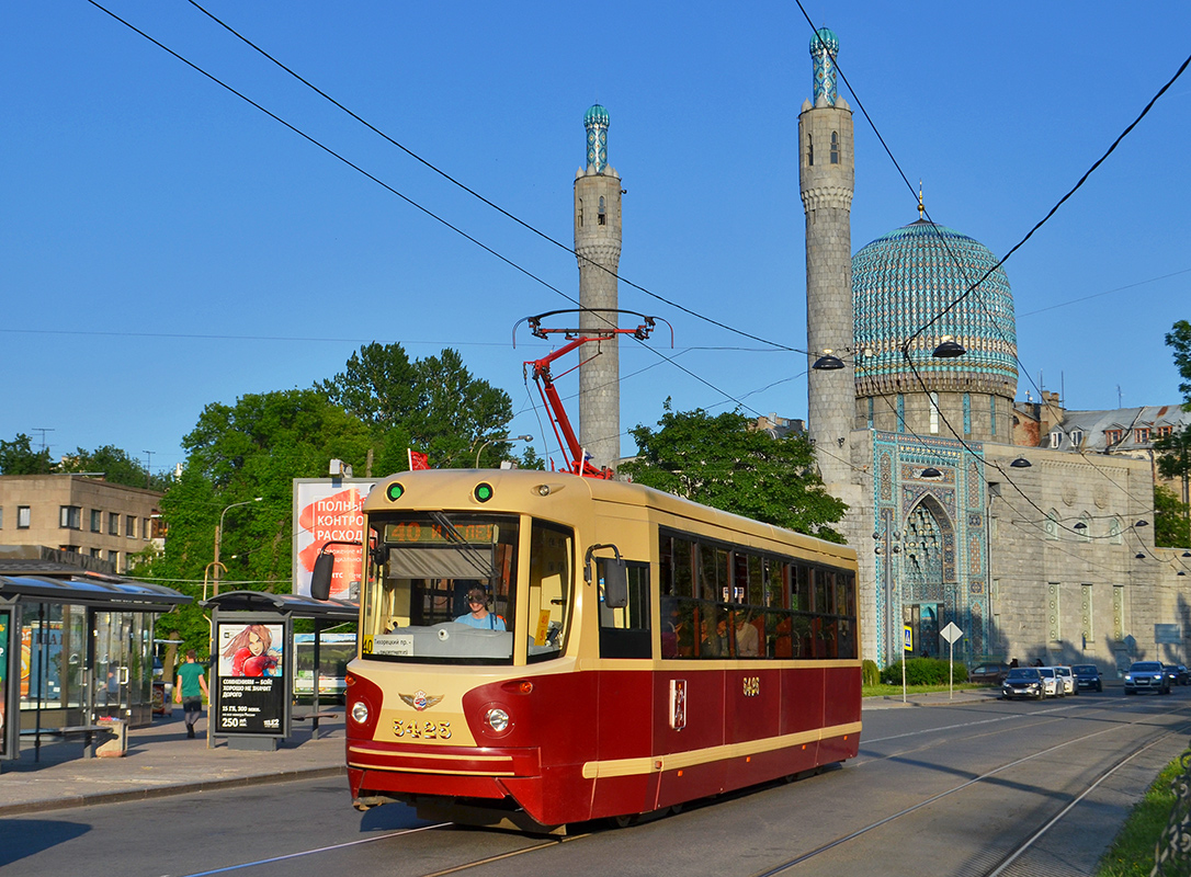Saint-Petersburg, LM-68M2 (mod. SPb GET) č. 5425 Saint-Petersburg, LM-68M2 (mod. SPb GET) č. 5425