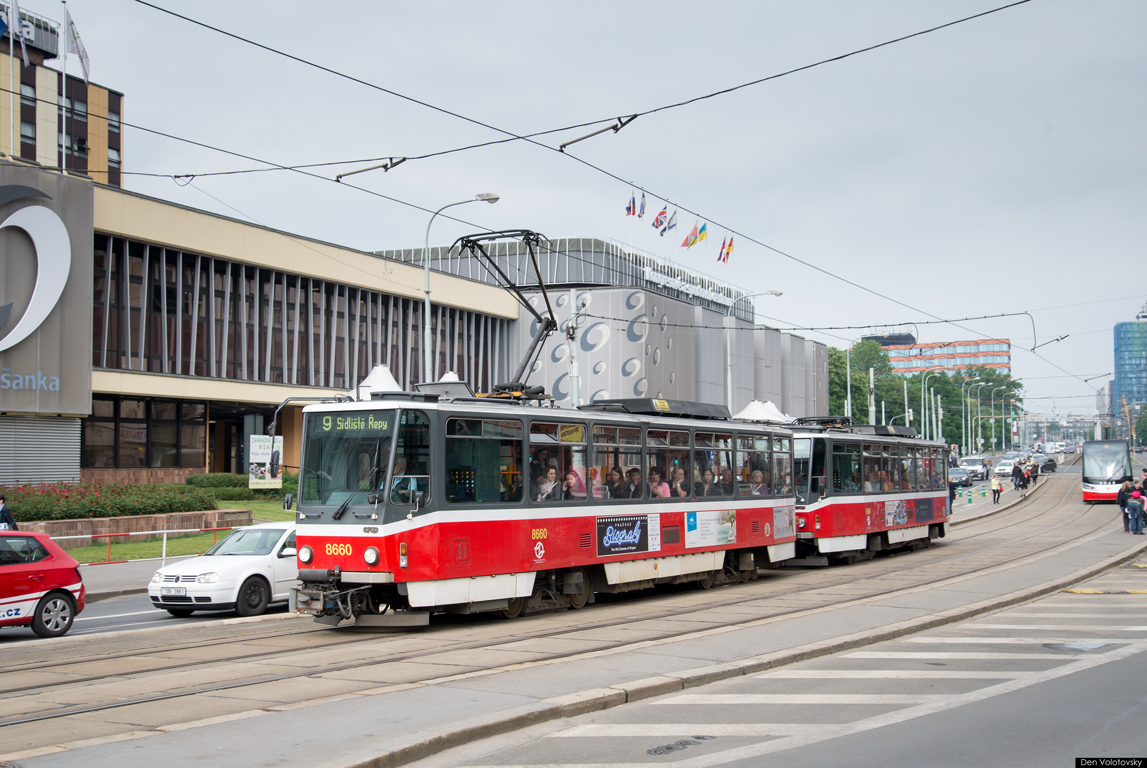 Прага, Tatra T6A5 № 8660