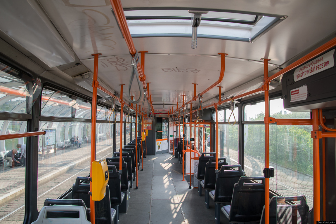 Прага, Tatra T6A5 № 8674