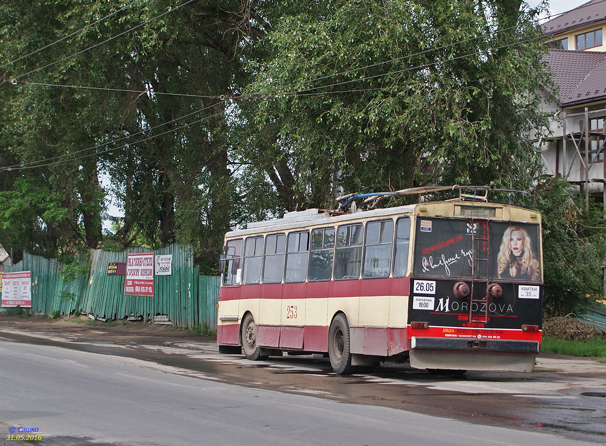 切爾諾夫策, Škoda 14Tr02 # 253