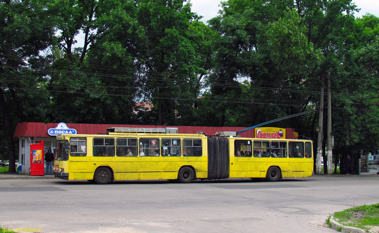Харьков, ЮМЗ Т1 № 2046 Харьков, ЮМЗ Т1 № 2046