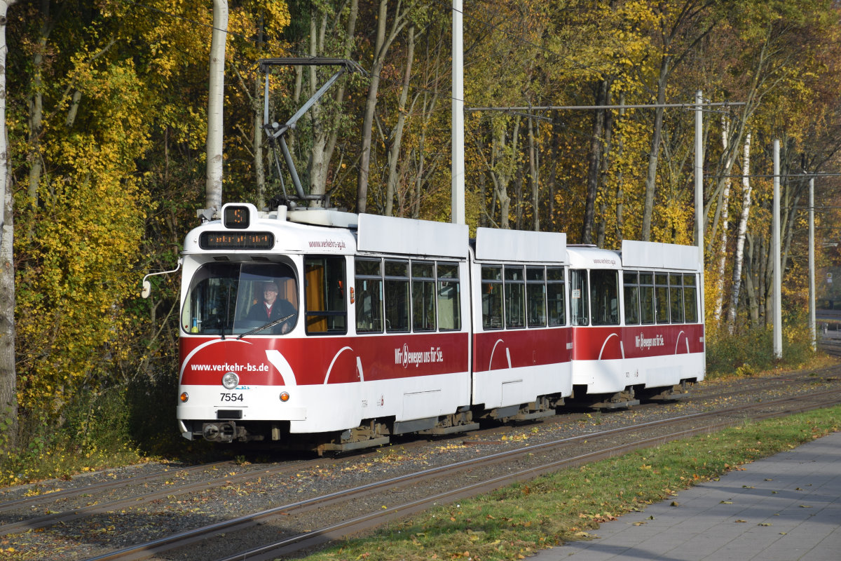 Braunschweig, Duewag GT6 Br. 7554; Braunschweig, Duewag B4 Br. 7473