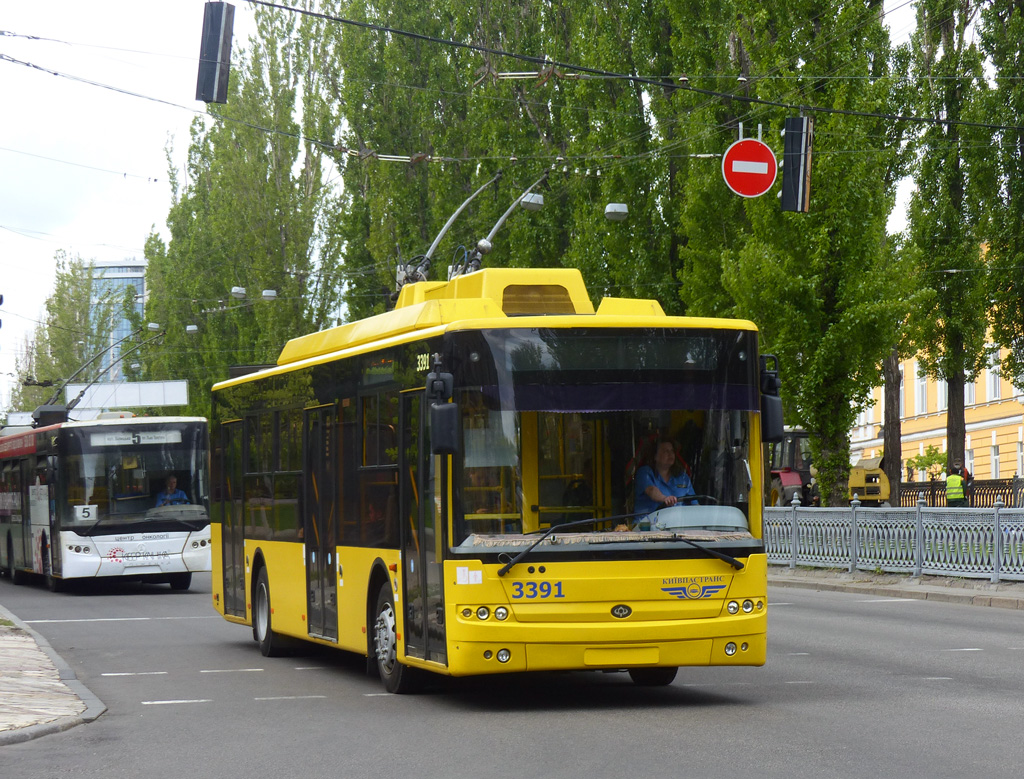 Kiev, Bogdan T70110 Nr. 3391