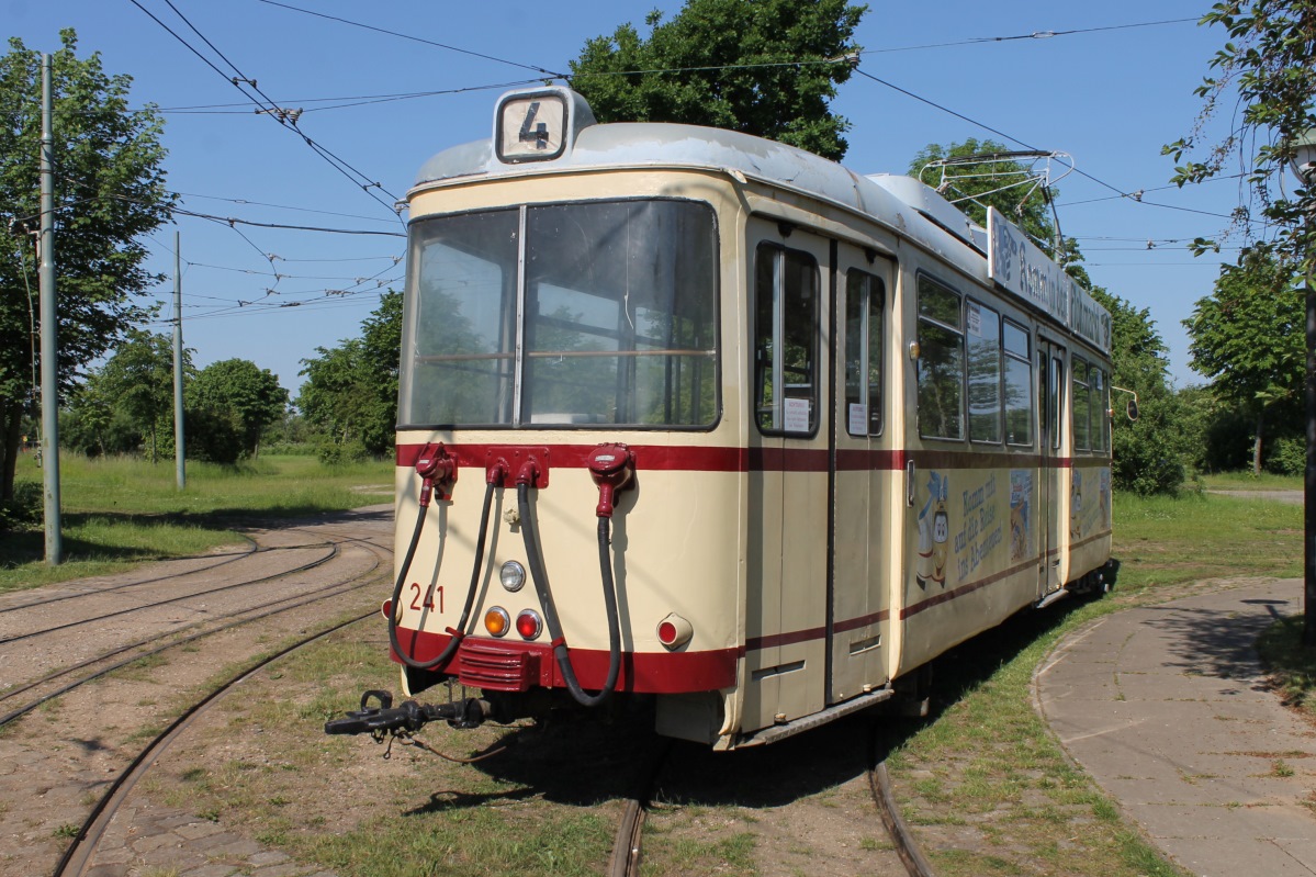 Шёнбергер Штранд, Duewag T4 № 241