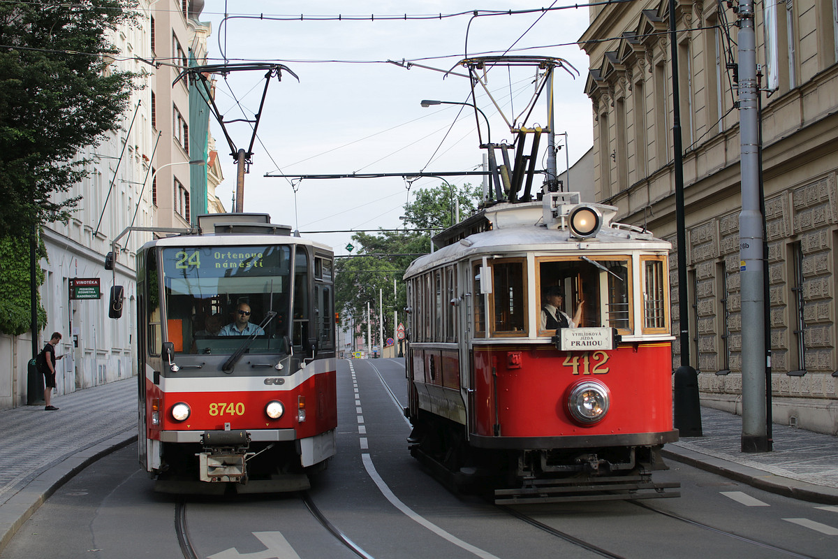 Prague, Ringhoffer DSM Br. 412; Prague, Tatra T6A5 Br. 8740 Prague, Ringhoffer DSM Br. 412; Prague, Tatra T6A5 Br. 8740