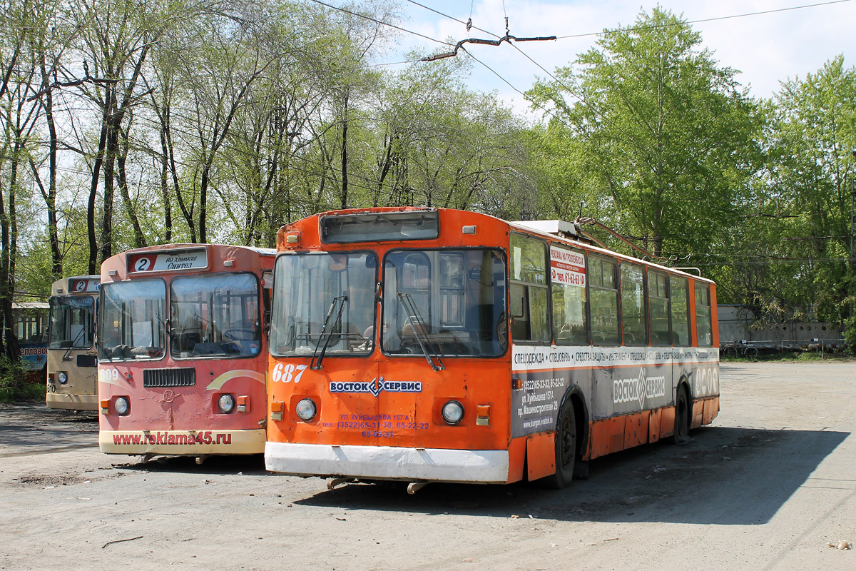 Курган, ВМЗ-100 № 687