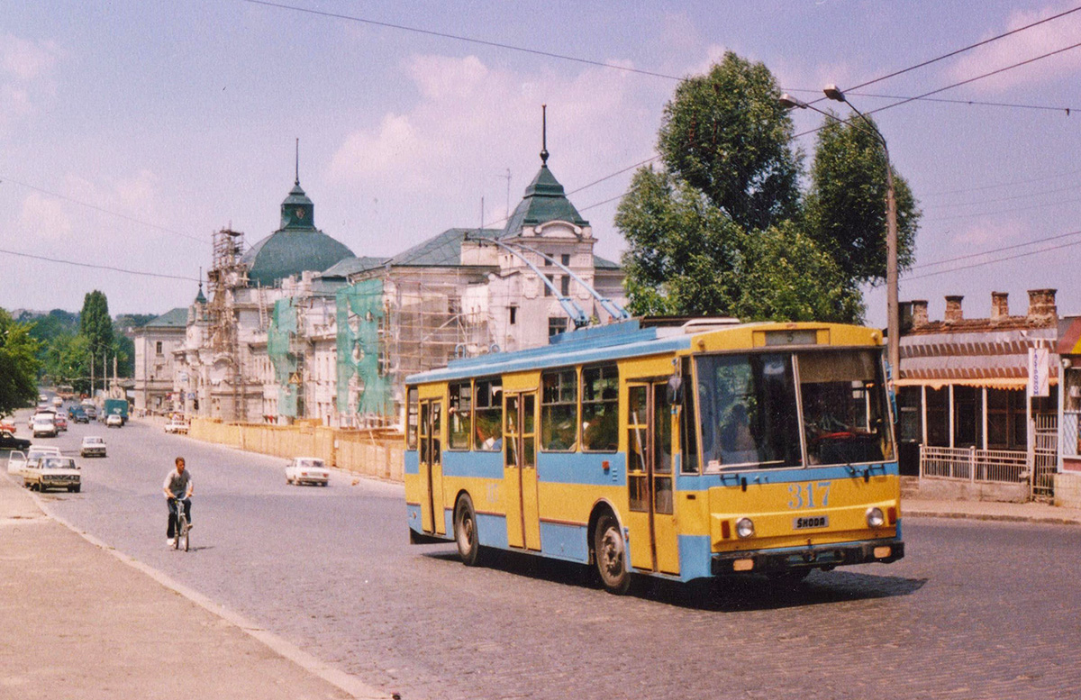 Черновцы, Škoda 14Tr11/6 № 317; Черновцы — Исторические фотографии (1992-2000 годов)