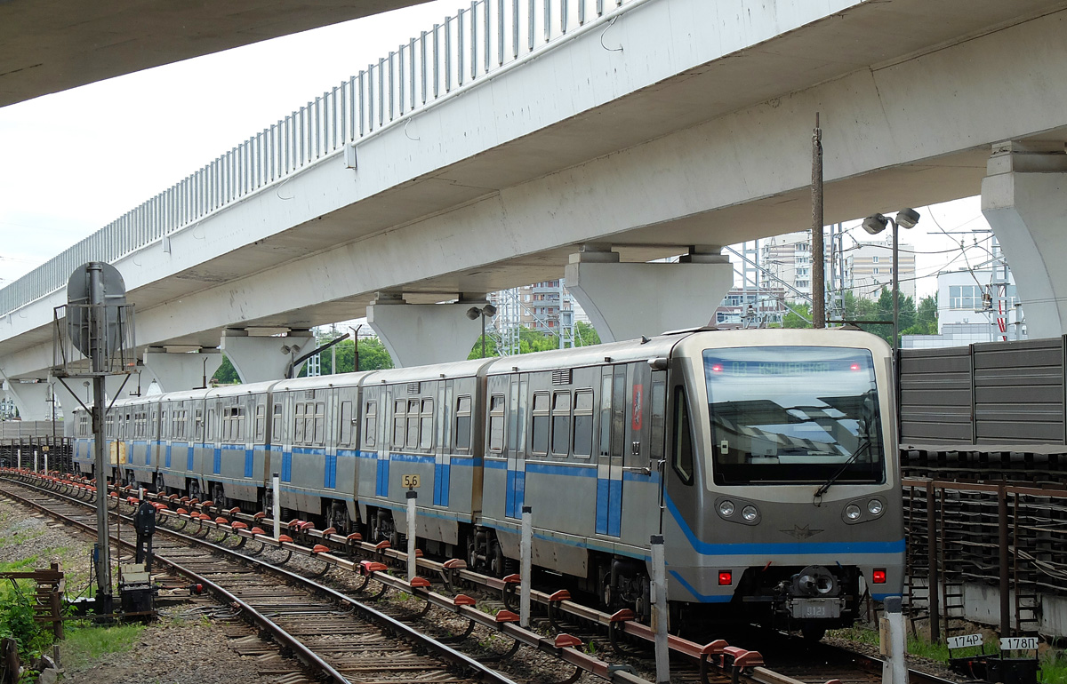 Москва, 81-740.1 «Русич» № 0121