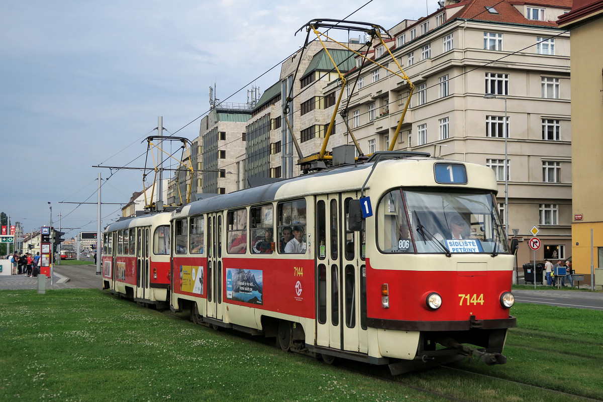 Прага, Tatra T3SUCS № 7144