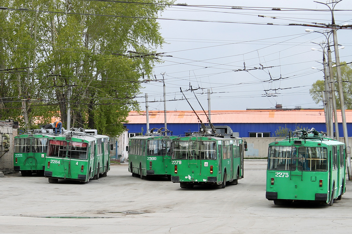 Novosibirsk, ZiU-620520 Br. 2284; Novosibirsk, ST-682G Br. 2279; Novosibirsk, ZiU-682G [G00] Br. 2275; Novosibirsk — Tram and trolleybus depots