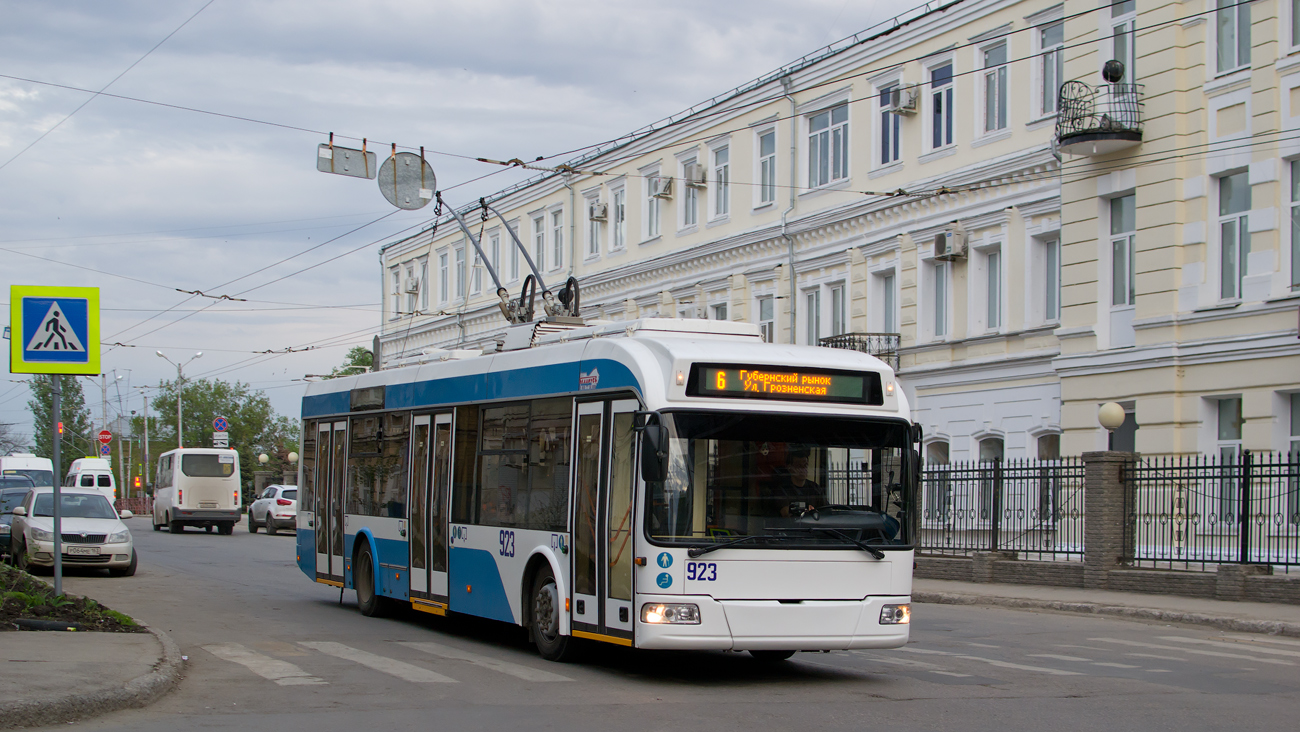 Самара, Stadler 321 № 923