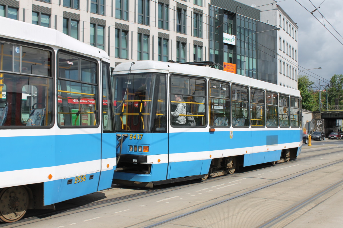 Вроцлав, Konstal 105NWrD № 2437