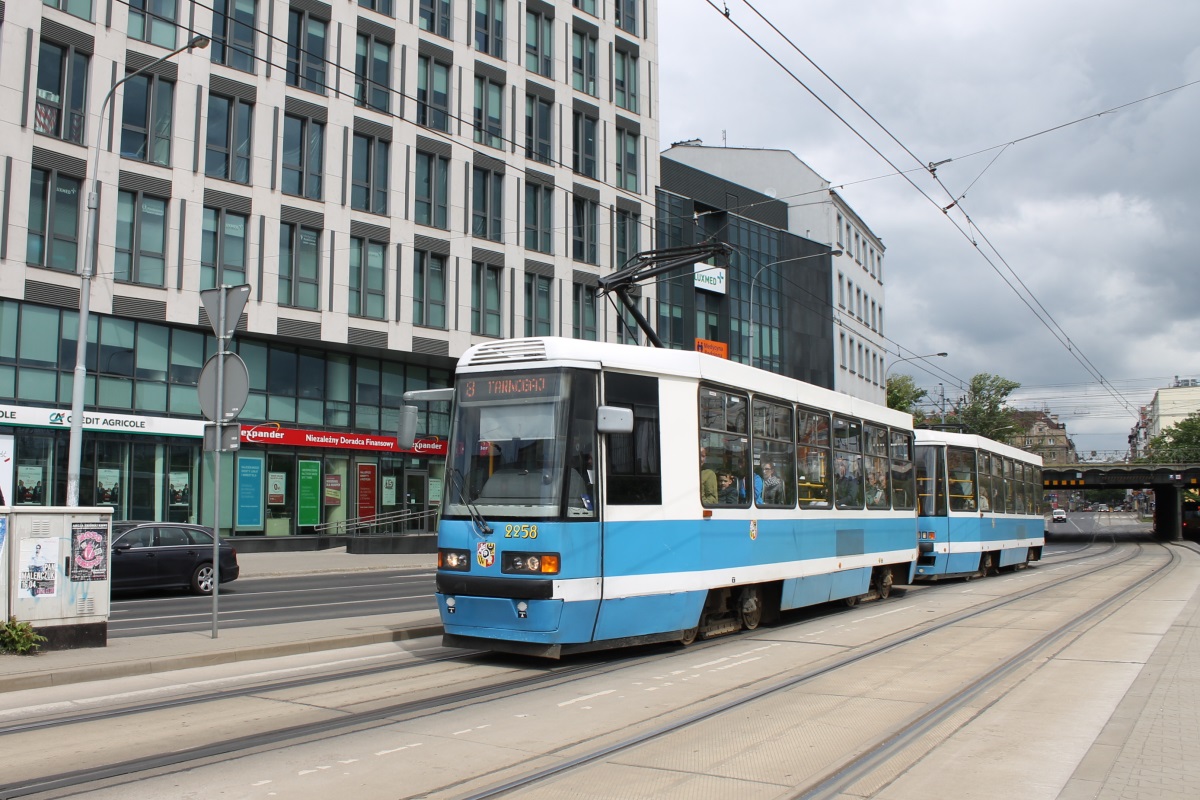Вроцлав, Konstal 105NWr № 2258