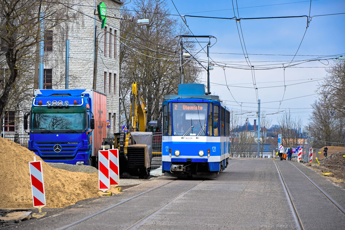 Таллин, Tatra KT4SU № 121