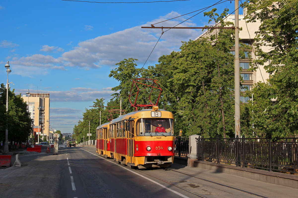Yekaterinburg, Tatra T3SU Br. 654