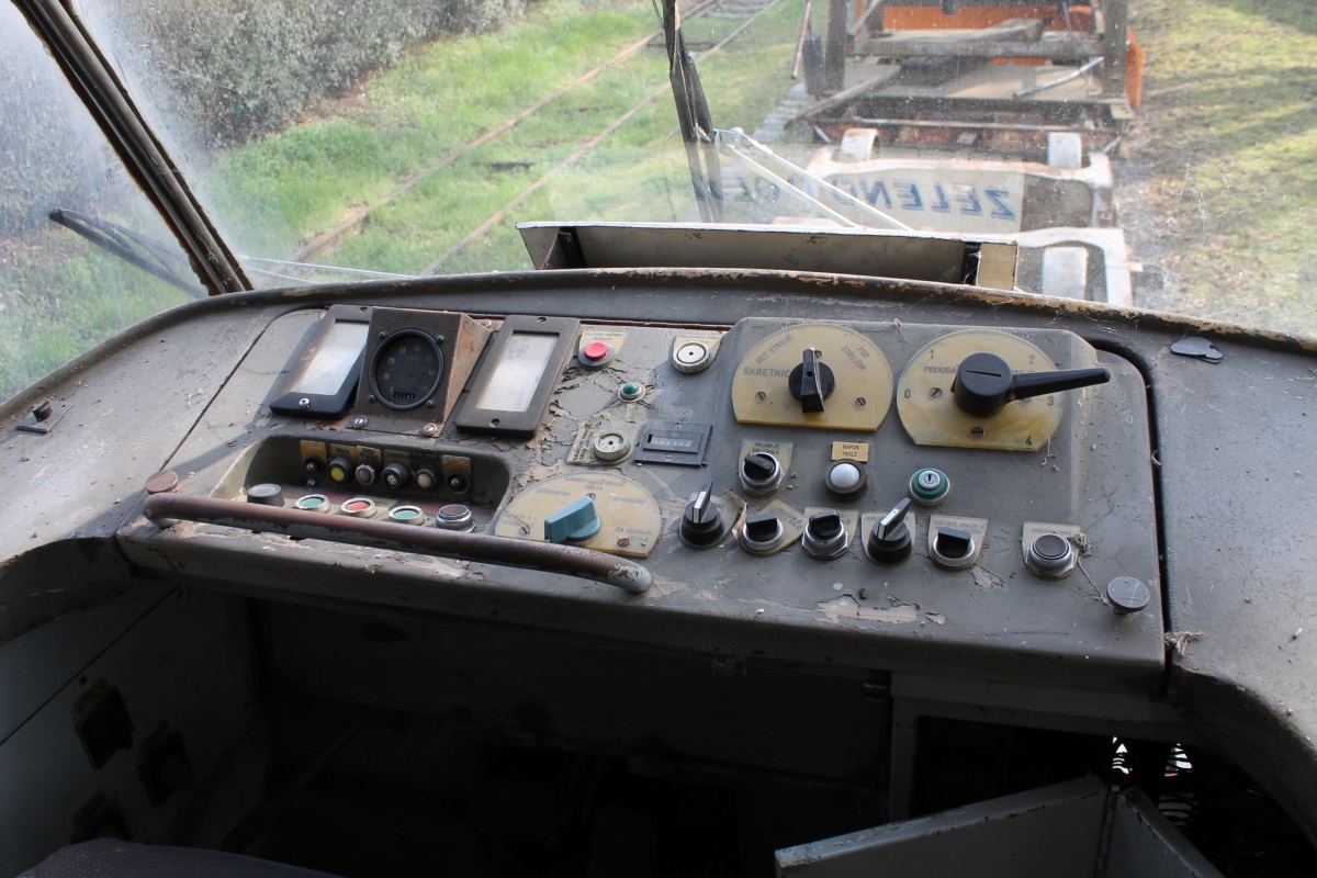 Осієк, Tatra T3YU № 8225