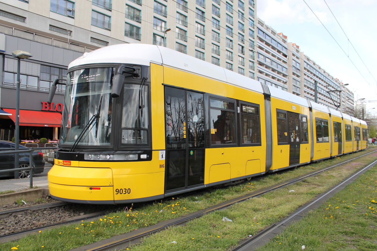 Berlin, Bombardier Flexity Berlin (GT8-08ZR/F8Z) N°. 9030