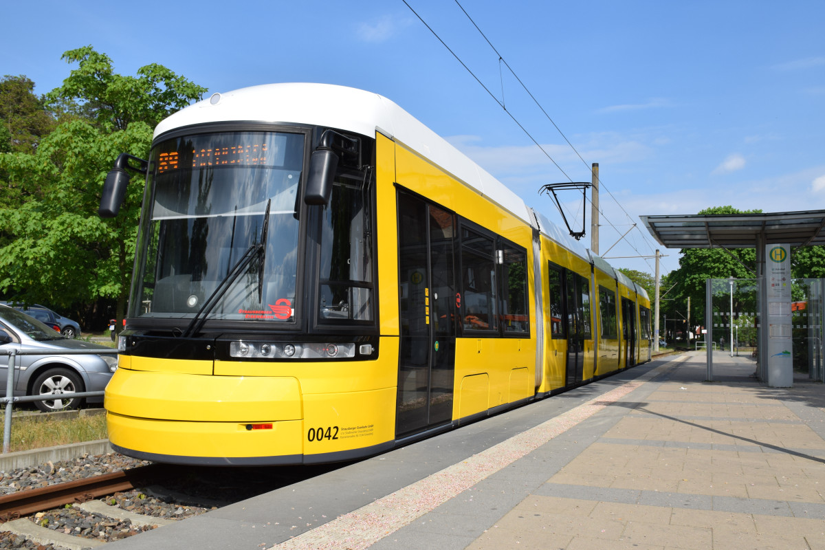 Штраусберг, Bombardier Flexity Berlin (GT6-08ZR/F6Z) № 0042