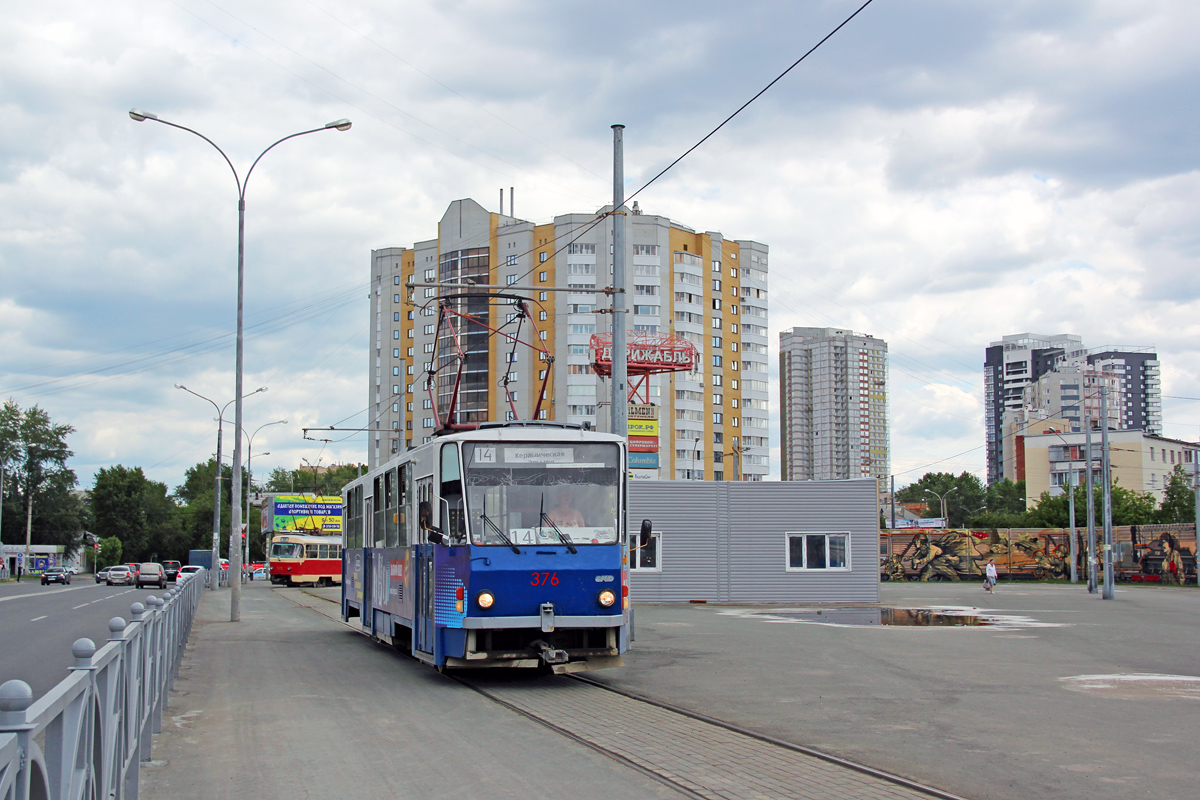 Yekaterinburg, Tatra T6B5SU # 376