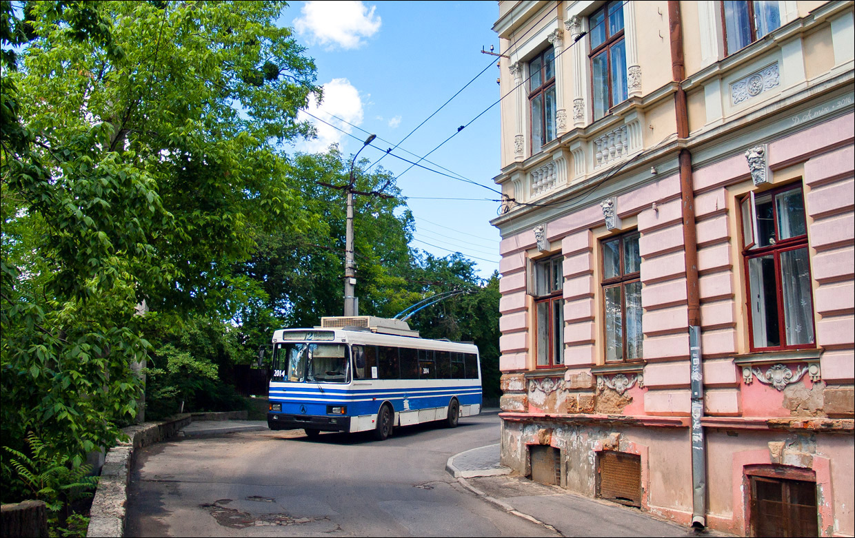 Черновцы, ЛАЗ-52522 № 2014