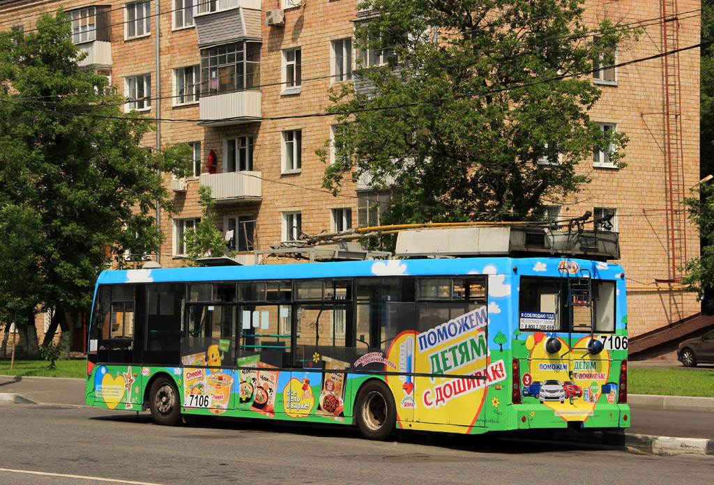 Moskva, Trolza-5265.00 “Megapolis” č. 7106 Moskva, Trolza-5265.00 “Megapolis” č. 7106