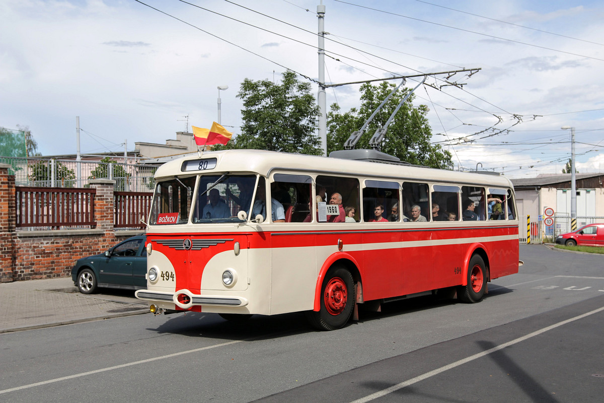 Прага, Škoda 8Tr9 № 494; Пльзень — 75 лет троллейбусного движения в Пльзени