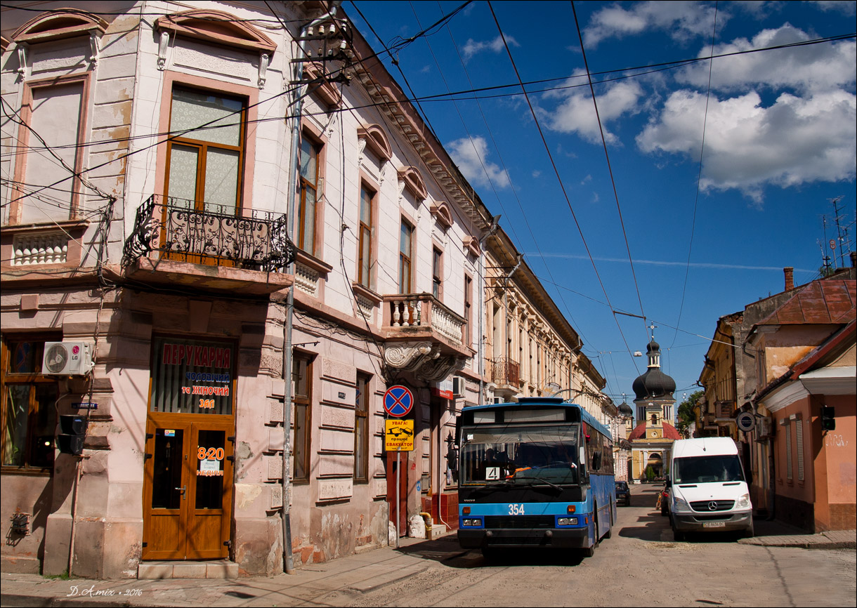 Черновцы, Den Oudsten B88 № 354