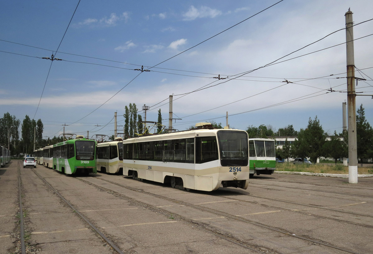Tashkent, 71-619KT Br. 3109; Tashkent, 71-619KT Br. 2514