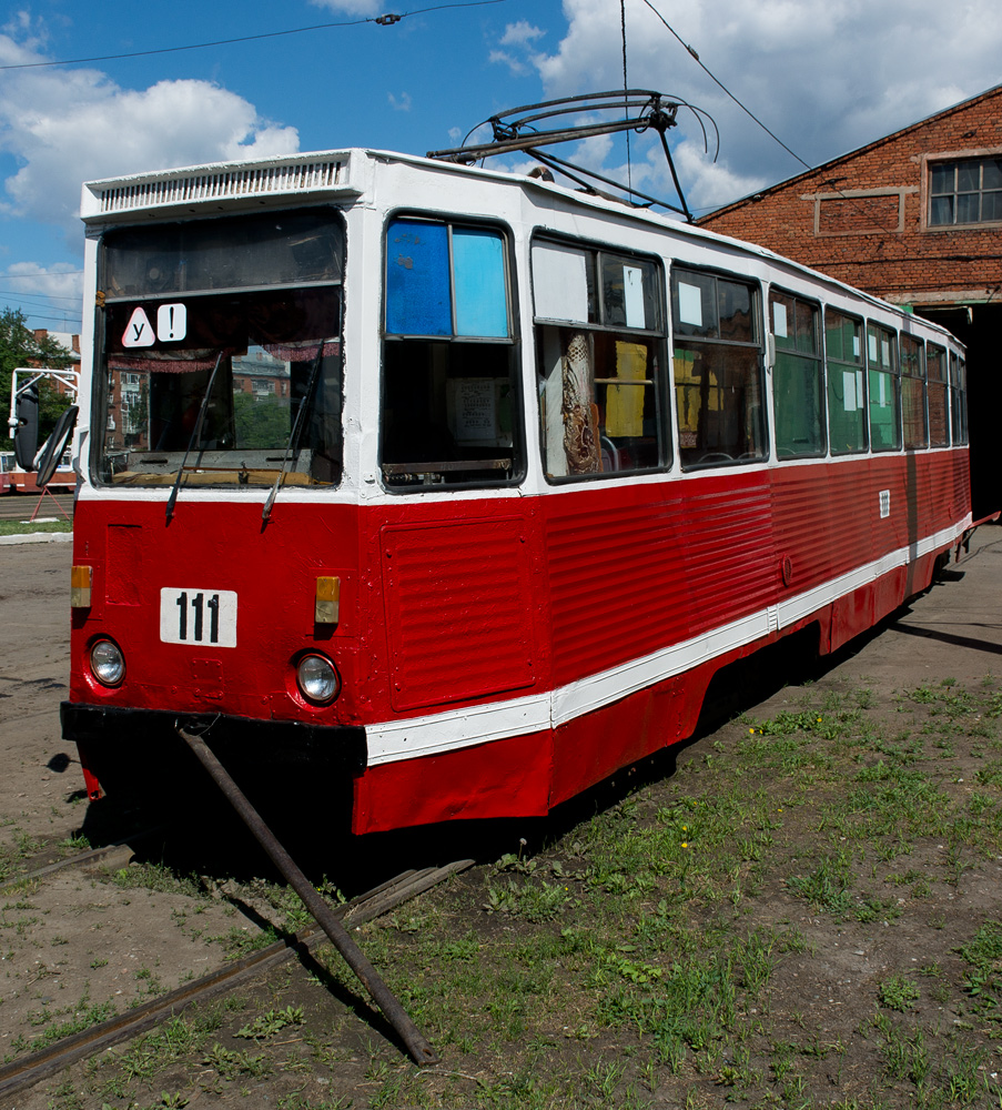 Омск, 71-605 (КТМ-5М3) № 111