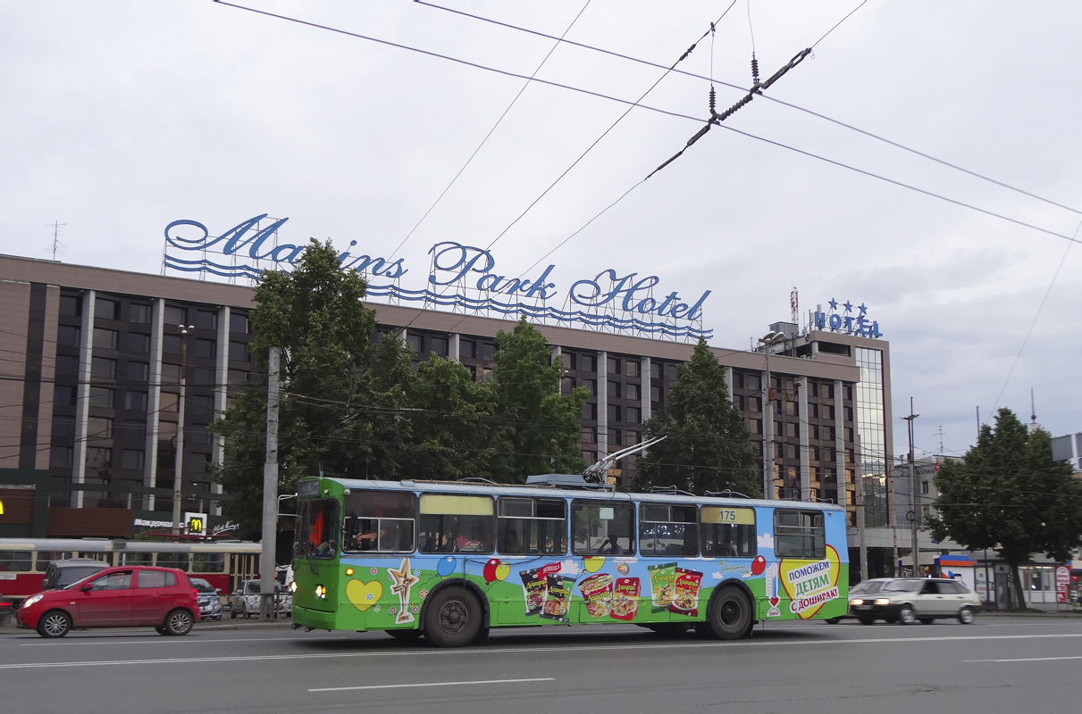 Екатеринбург, ЗиУ-682Г [Г00] № 175