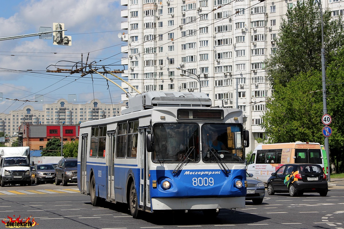 Москва, МТрЗ-6223-0000010 № 8009
