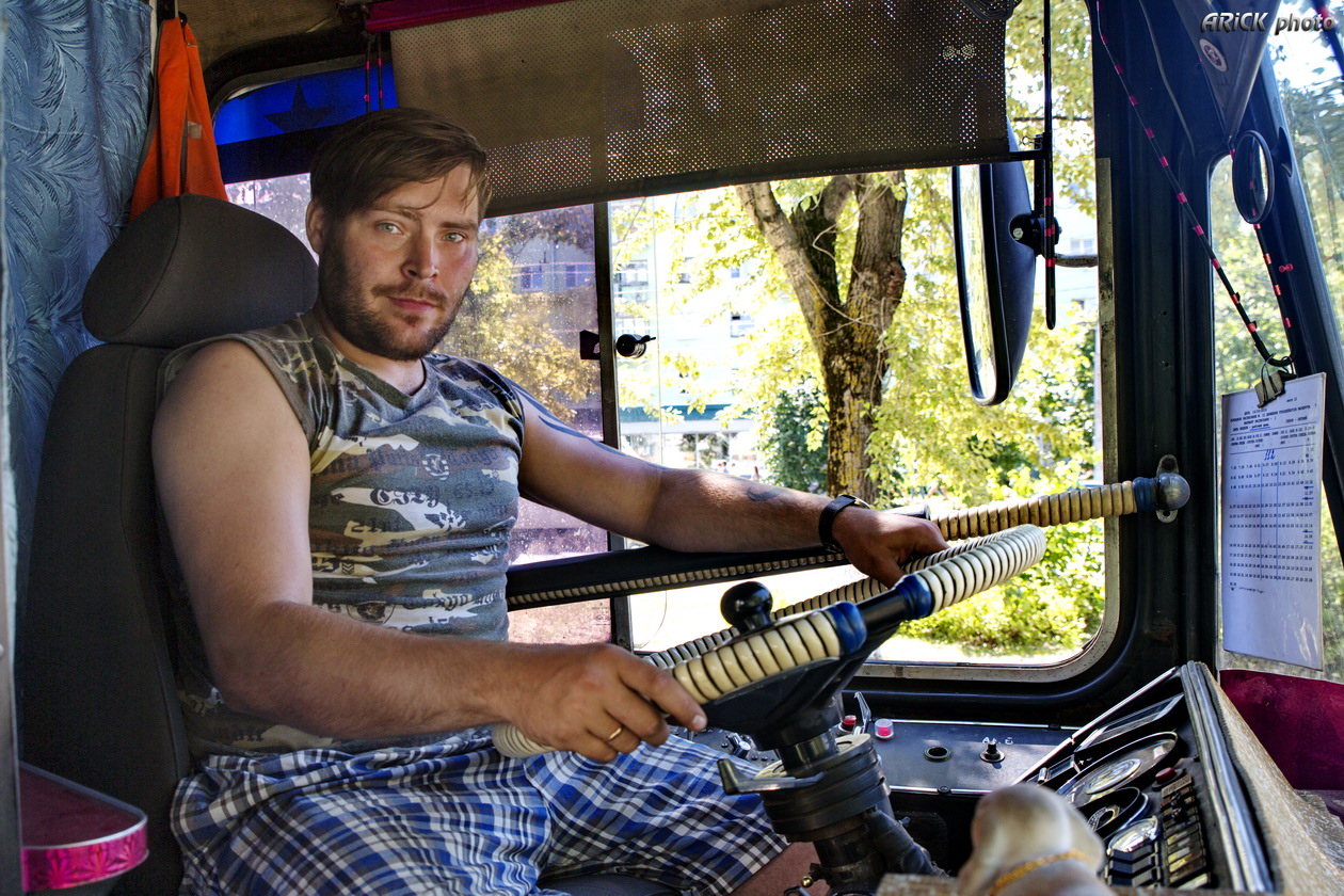 Владимир, Nordtroll NTR-120MT № 228; Работники электротранспорта