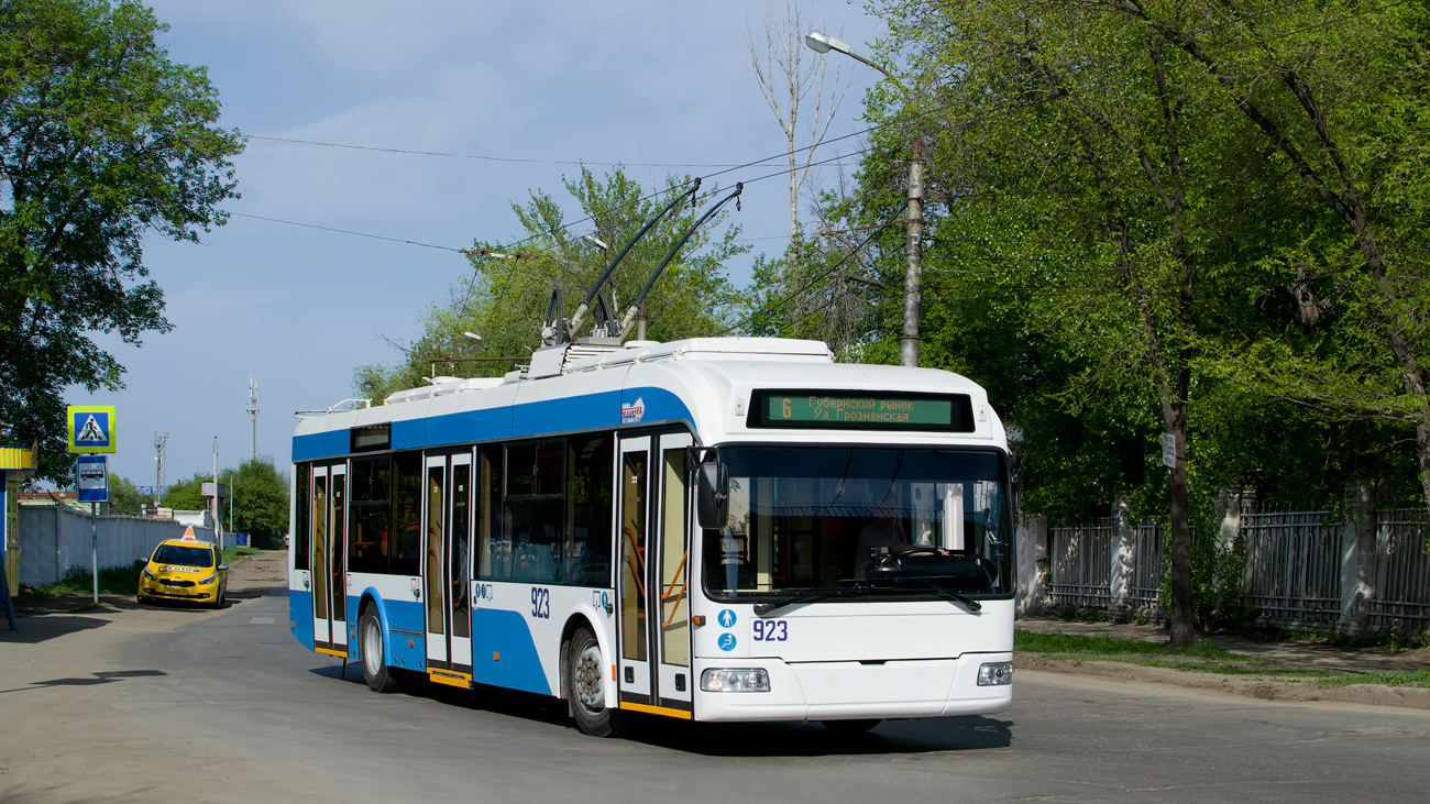 Самара, Stadler 321 № 923